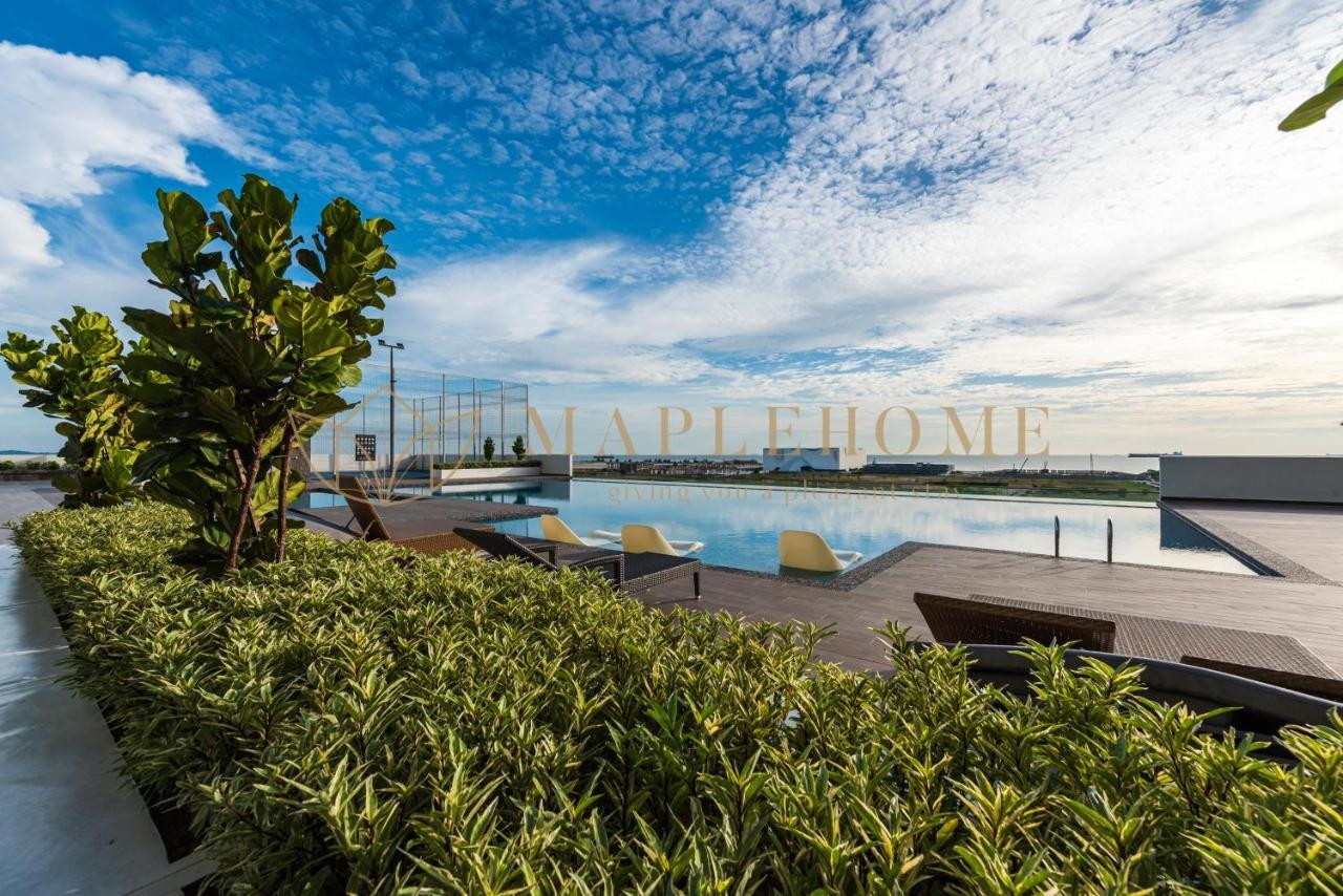 Amber Cove Premier Suites Melaka Exterior photo