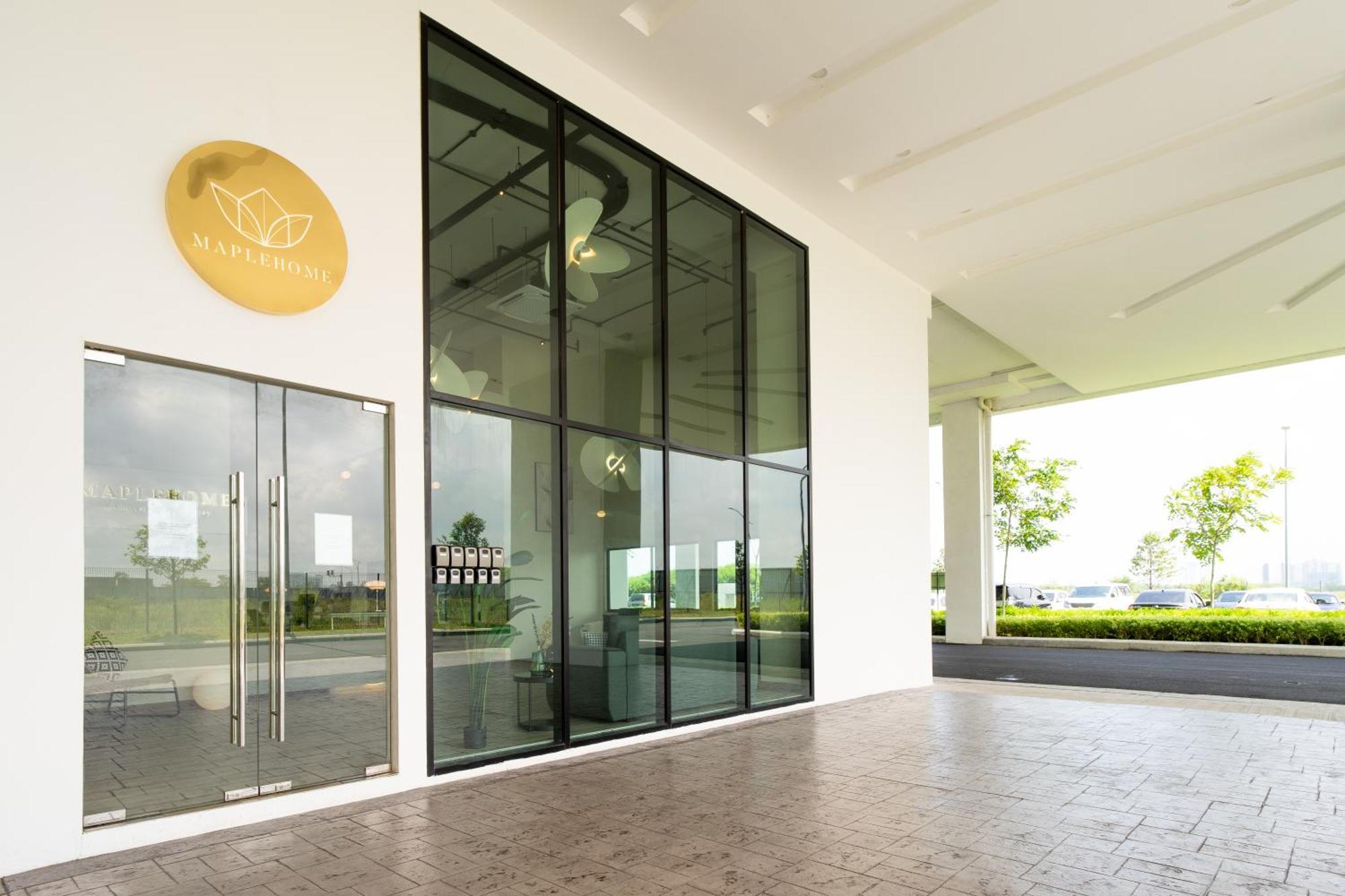 Amber Cove Premier Suites Melaka Exterior photo